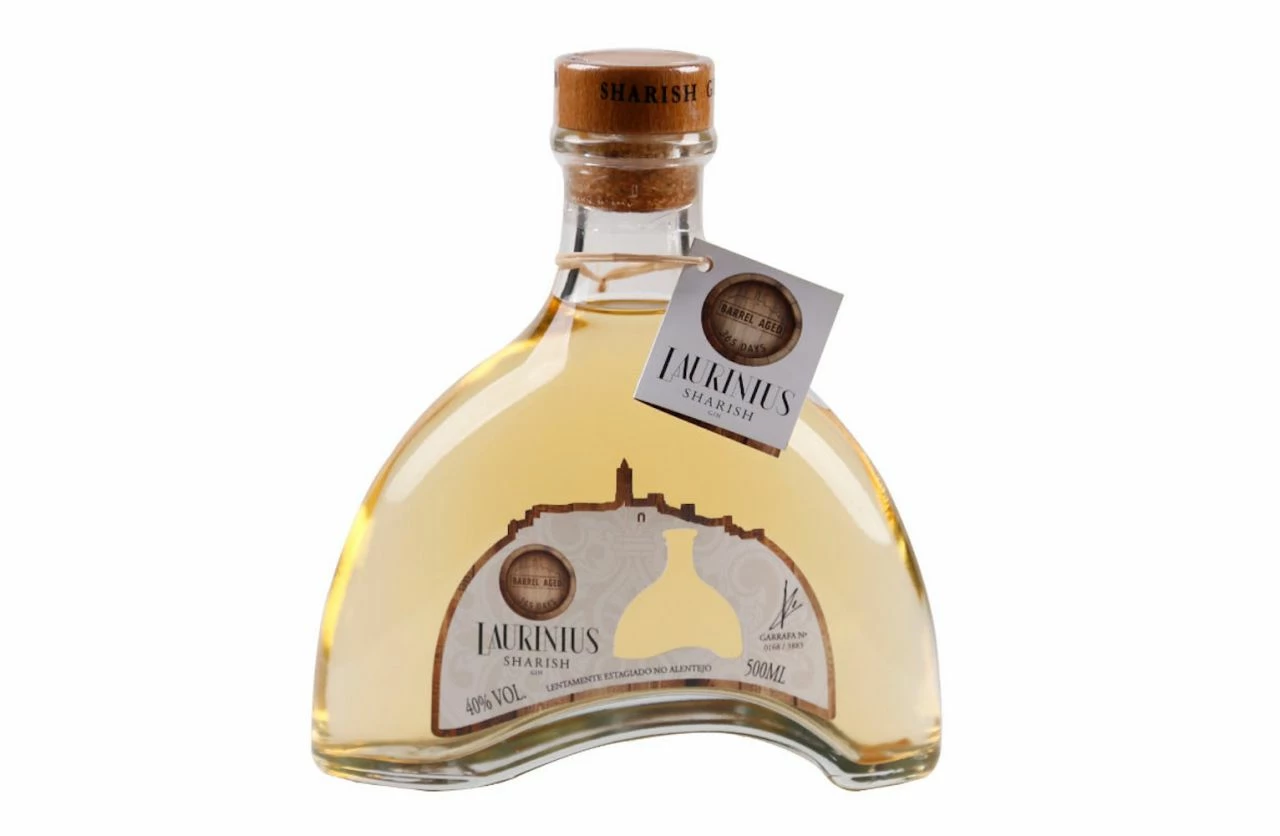 Sharish Laurinius Gin 1 Sharish Laurinius Gin